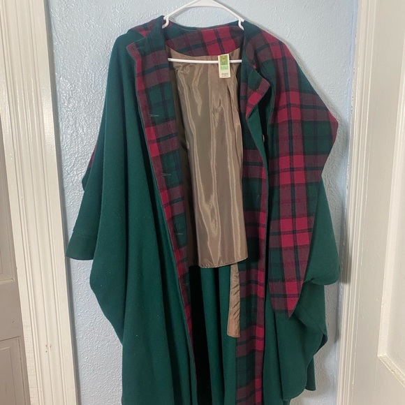 Real Wool Country Walking Cape with Hood - Picture 4 of 12